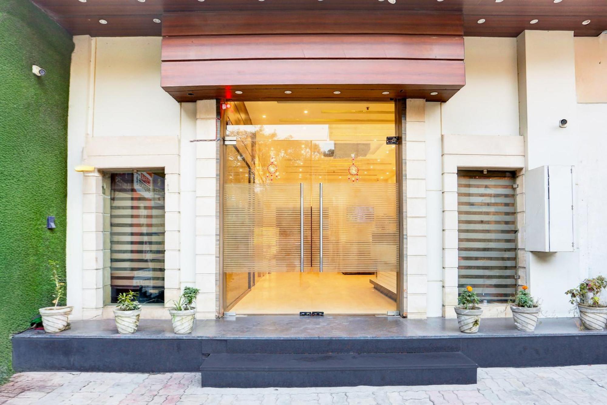 Super Collection O Amritsar Near Bus Stand Hotel Exterior photo